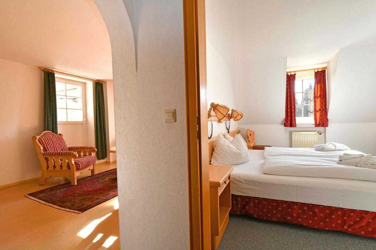 Landhotel Altes Zollhaus Hermsdorf  Bagian luar foto